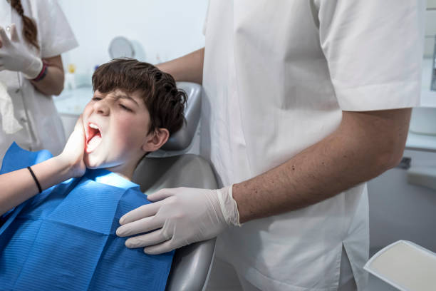 Best Tooth Infection Emergency Dentist  in Palm City, FL